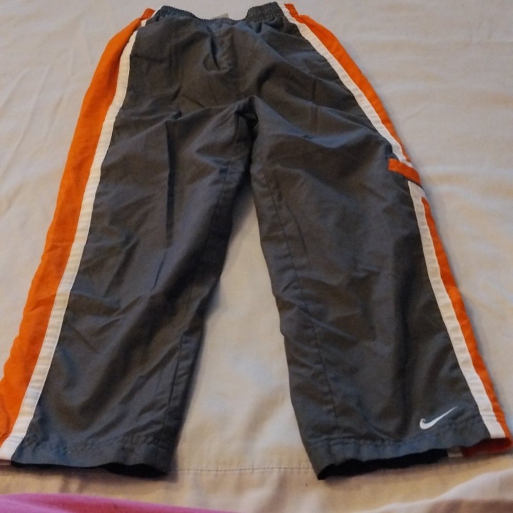 Nike track pants boys size 6